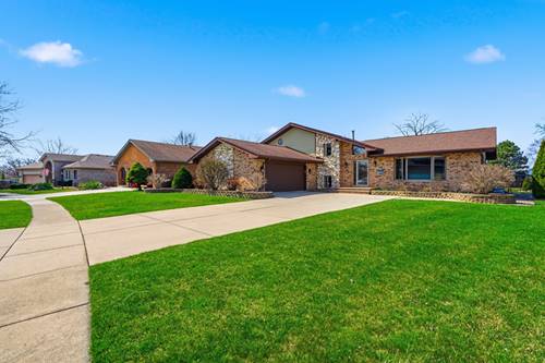 670 Kruk, Lemont, IL 60439