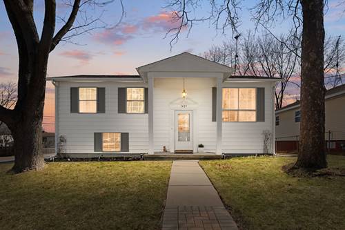 1421 Barberry, Round Lake Beach, IL 60073