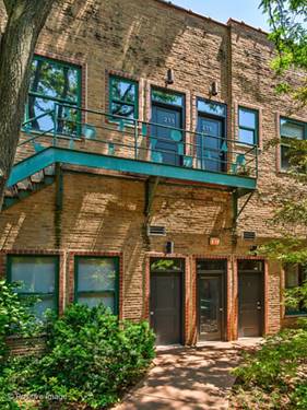 22 N Morgan Unit 215, Chicago, IL 60607