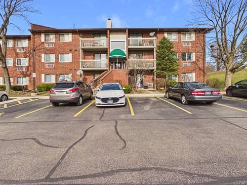 820 N Lakeside Unit 2C, Vernon Hills, IL 60061