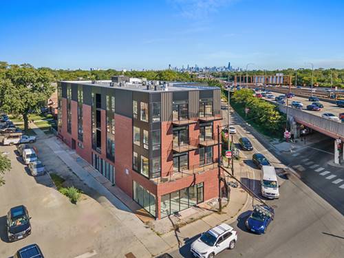 3953 W Dakin Unit 405, Chicago, IL 60618
