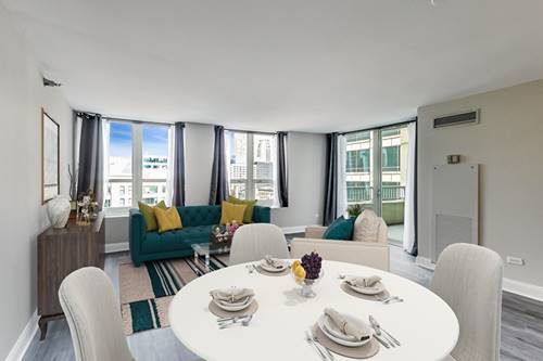 345 N Lasalle Unit 902, Chicago, IL 60654