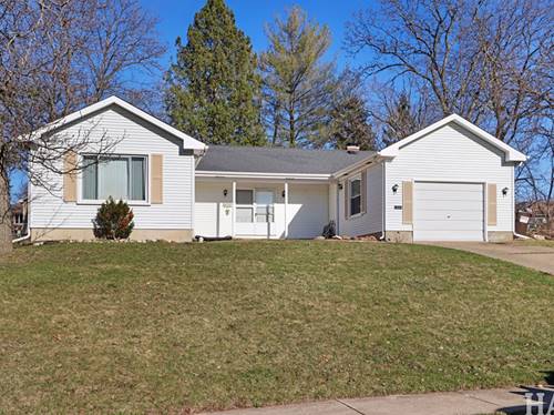 810 N Oakwood, Mchenry, IL 60050