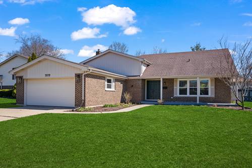 1919 N Pinetree, Arlington Heights, IL 60004
