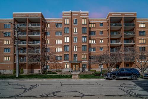 1636 Ashland Unit 209, Des Plaines, IL 60016