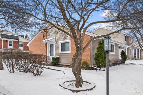 1375 N Whispering Springs, Palatine, IL 60074