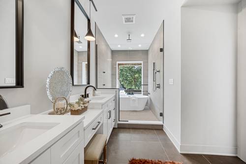 4559 S Michigan Unit 2s, Chicago, IL 60653