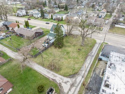 2130 Lewis, North Chicago, IL 60064