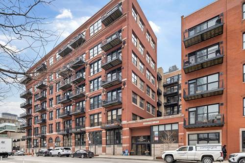 226 N Clinton Unit 710, Chicago, IL 60661