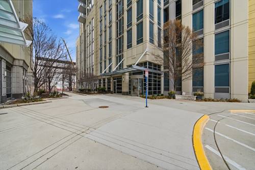 720 N Larrabee Unit 712, Chicago, IL 60654