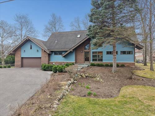 131 W Everett, Lake Forest, IL 60045