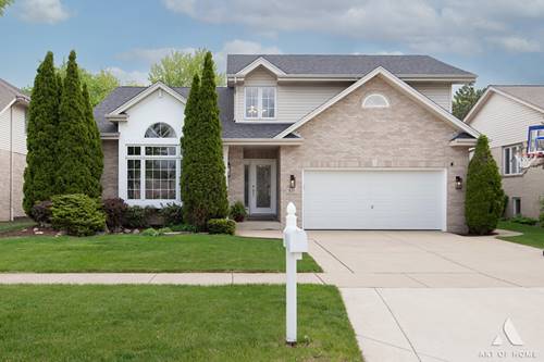 571 N Veterans, Addison, IL 60101