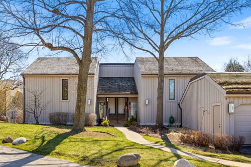 97 W Thornhill Unit A, Lake Barrington, IL 60010