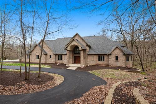 54 Woodland, Yorkville, IL 60560