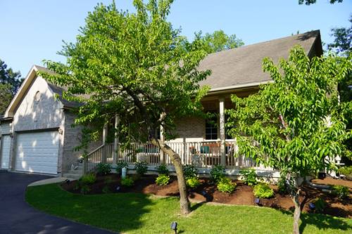 8690 Shade Tree, Lakewood, IL 60014