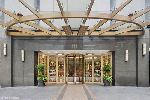 111 E Chestnut Unit 21B, Chicago, IL 60611