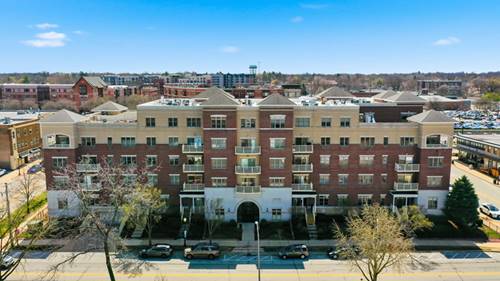 965 Rogers Unit 104, Downers Grove, IL 60515