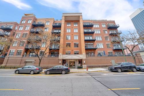 550 W Fulton Unit 403, Chicago, IL 60661