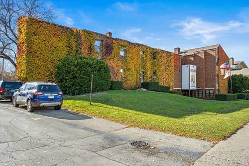 910 W Hillcrest, Dekalb, IL 60115