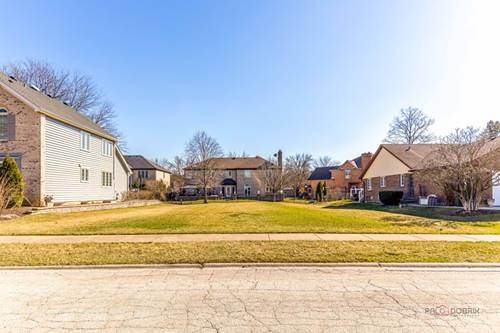 1309 E Brookwood, Arlington Heights, IL 60004