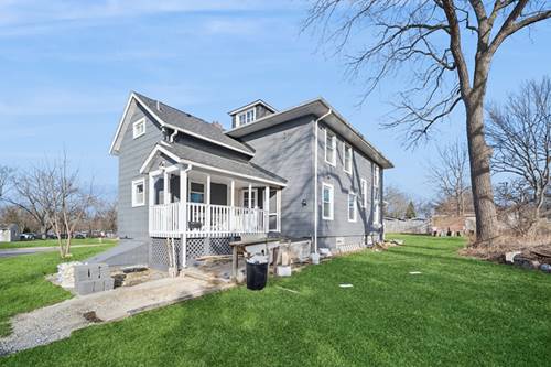 9 Center, Streamwood, IL 60107