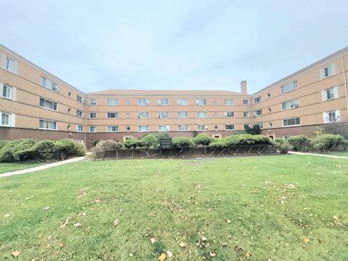 1100 N Harlem Unit 1, River Forest, IL 60305