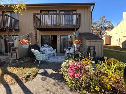 34 Montego Colony Unit 1, Fox Lake, IL 60020