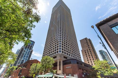 1030 N State Unit 39E, Chicago, IL 60610