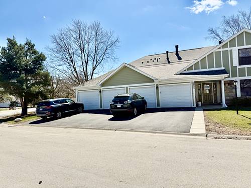 1053 Scanlon Unit A1, Wheeling, IL 60090