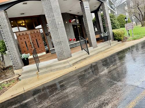 4900 Foster Unit 407, Skokie, IL 60077