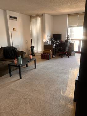 200 N Dearborn Unit 3705, Chicago, IL 60601