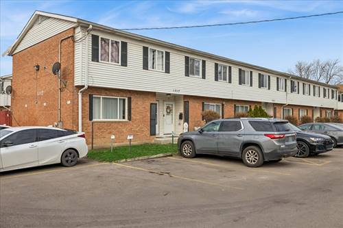 1317 Monomoy Unit E, Aurora, IL 60506