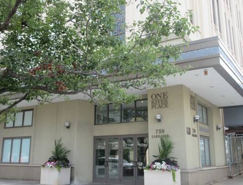 758 N Larrabee Unit 833, Chicago, IL 60654