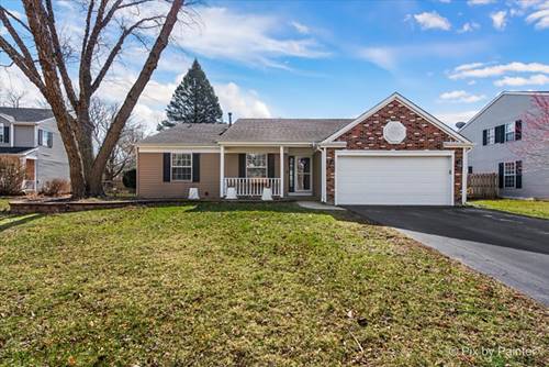 735 Royal Glen, Cary, IL 60013