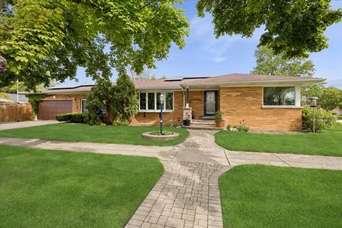 1836 Buckingham, Westchester, IL 60154