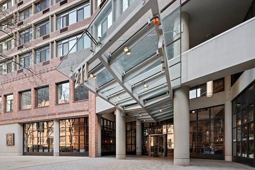 211 E Ohio Unit 2106, Chicago, IL 60611