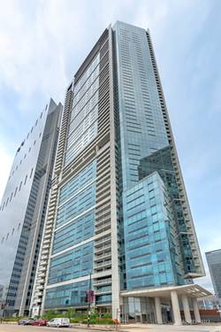 340 E Randolph Unit P5-21, Chicago, IL 60601