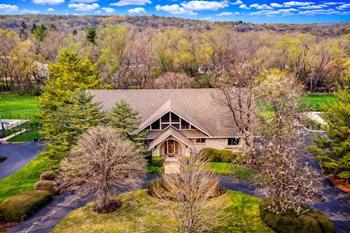 38W710 Bonnie, St. Charles, IL 60175