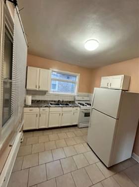 5048 W Henderson Unit 2R, Chicago, IL 60641