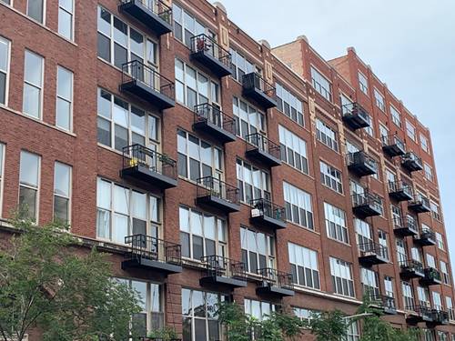 1500 W Monroe Unit 211, Chicago, IL 60607