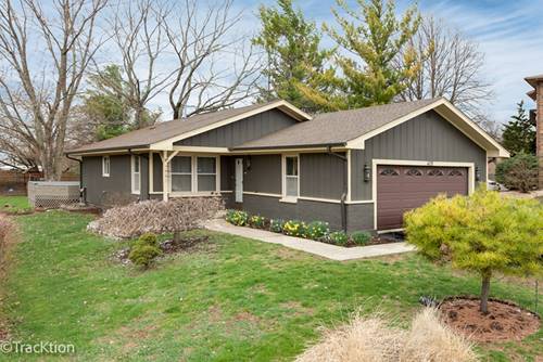 401 S Whispering Hills, Naperville, IL 60540