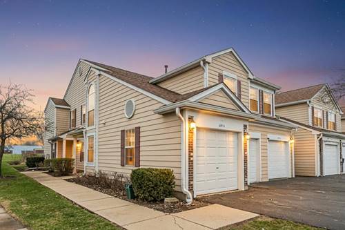 691 W Streamwood Unit A, Streamwood, IL 60107