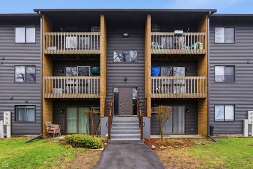 627 Virginia Unit 112, Crystal Lake, IL 60014
