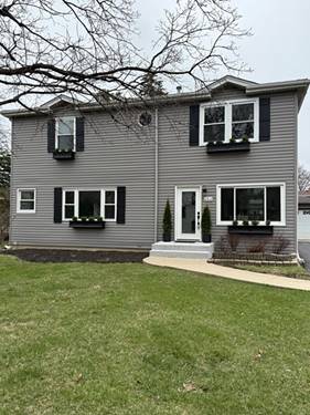 656 W Comstock, Elmhurst, IL 60126