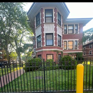 6758 S Jeffery, Chicago, IL 60649