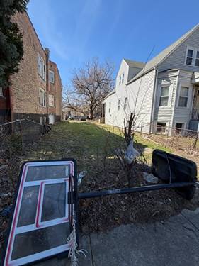 7142 S Carpenter, Chicago, IL 60621