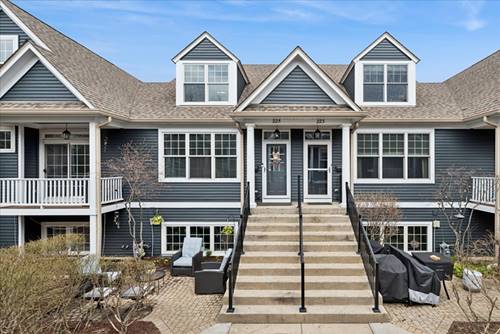 225 5th, Libertyville, IL 60048