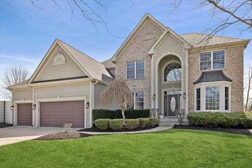 808 Wedgewood, Crystal Lake, IL 60014