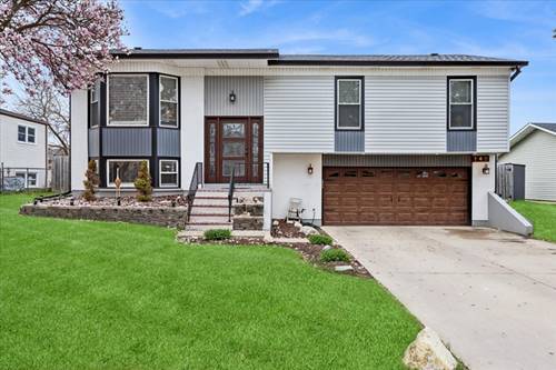 140 Wedgewood, Bolingbrook, IL 60440