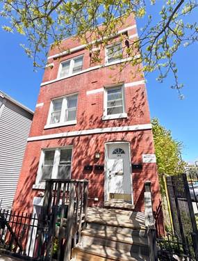 944 W 18th, Chicago, IL 60608